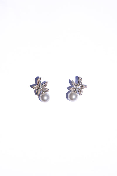 Clara Pearl Earrings