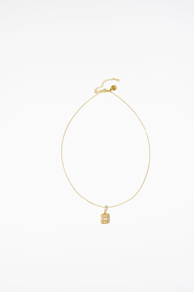 Emma Single Pendant Necklace