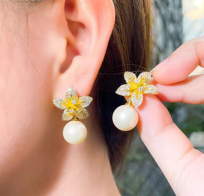 Clara Pearl Earrings