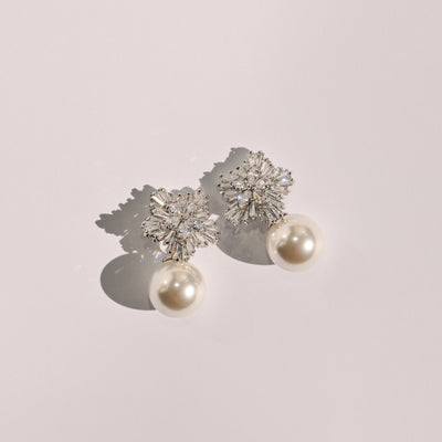 Vanessa Pearl Earrings
