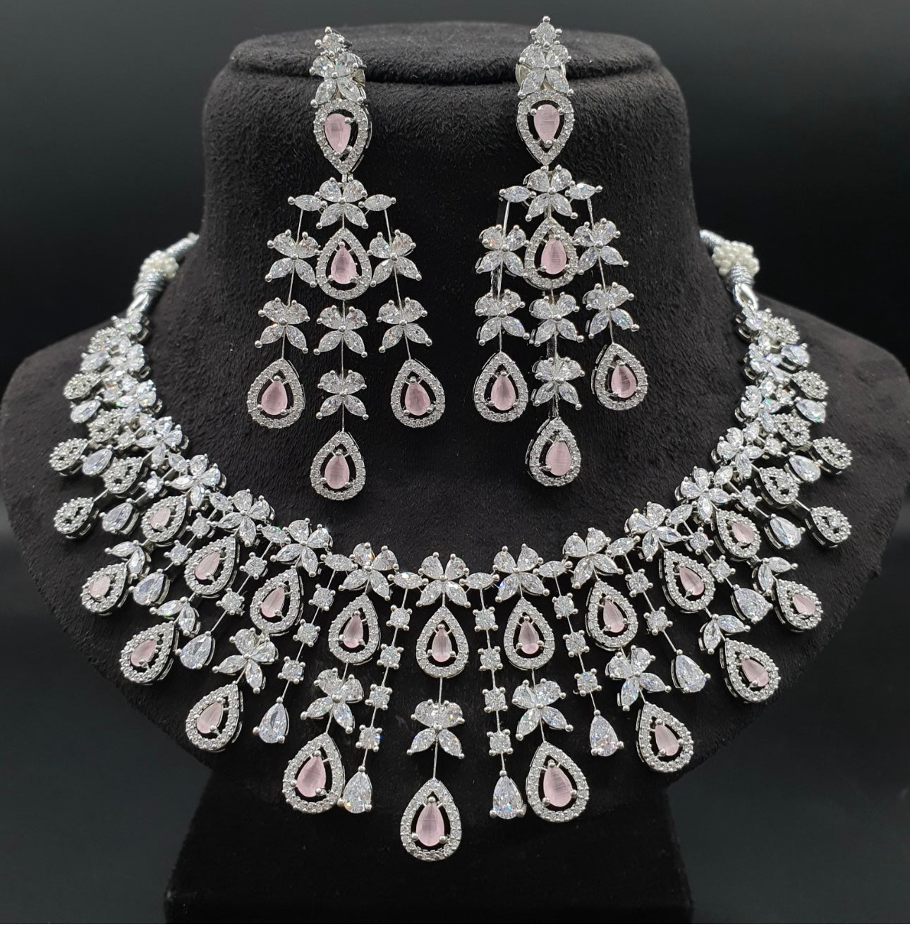 Romina Necklace Set