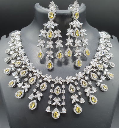 Romina Necklace Set