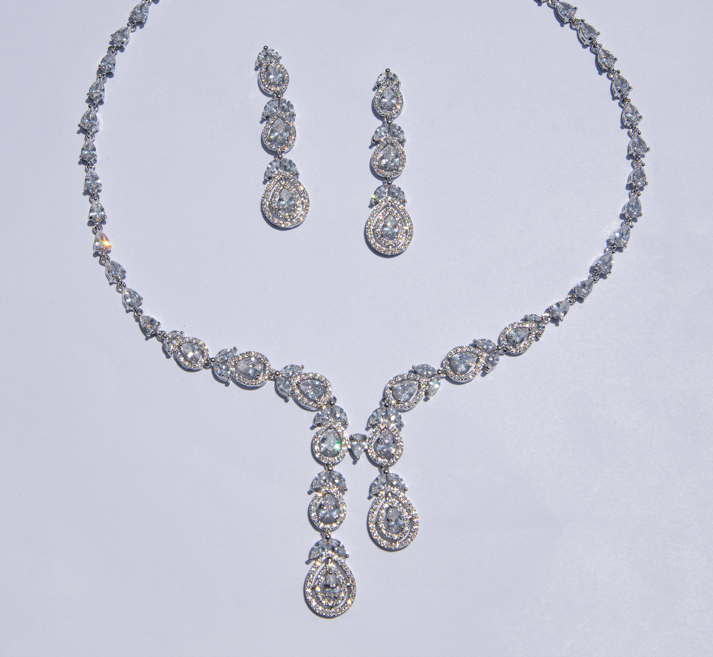 Fiore Necklace and Earrings Set