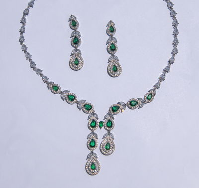 Fiore Necklace and Earrings Set