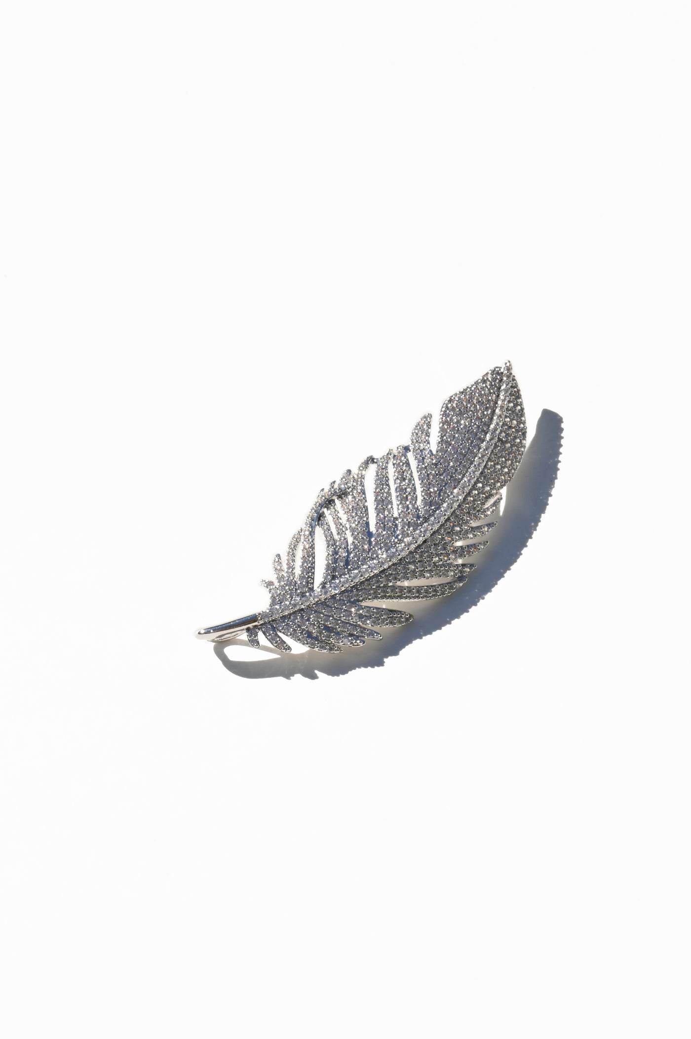Feather brooch